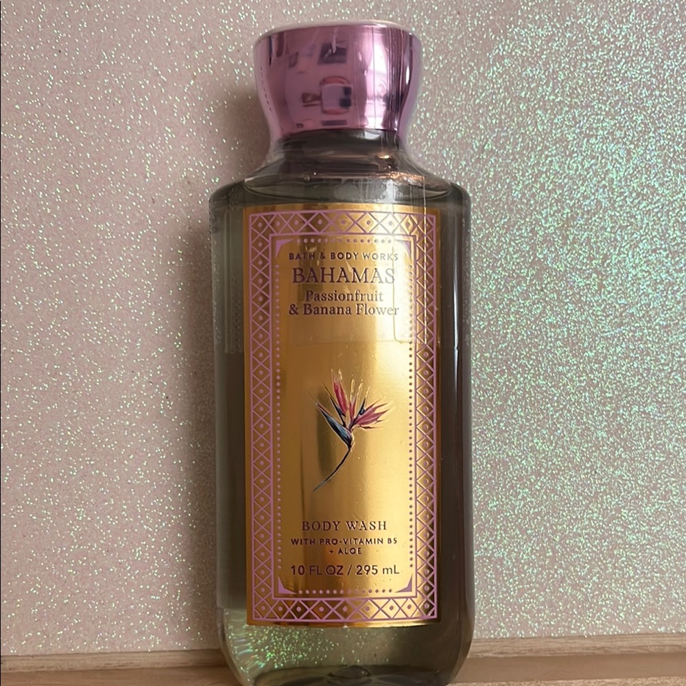 Bath & Body Works Bahamas Body Wash - Gold and Purple